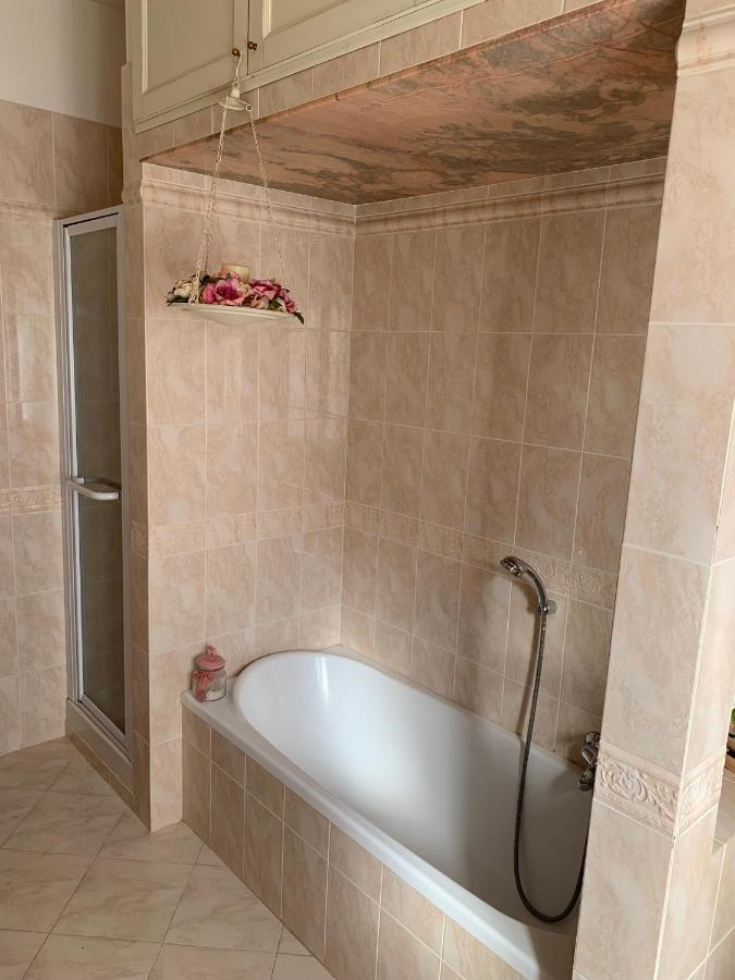 Casa Viola Vicino Al Mare By Smart-Home ヴァッレクロージア エクステリア 写真