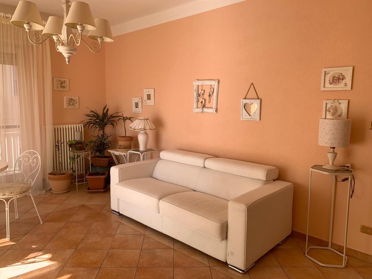 Casa Viola Vicino Al Mare By Smart-Home ヴァッレクロージア エクステリア 写真