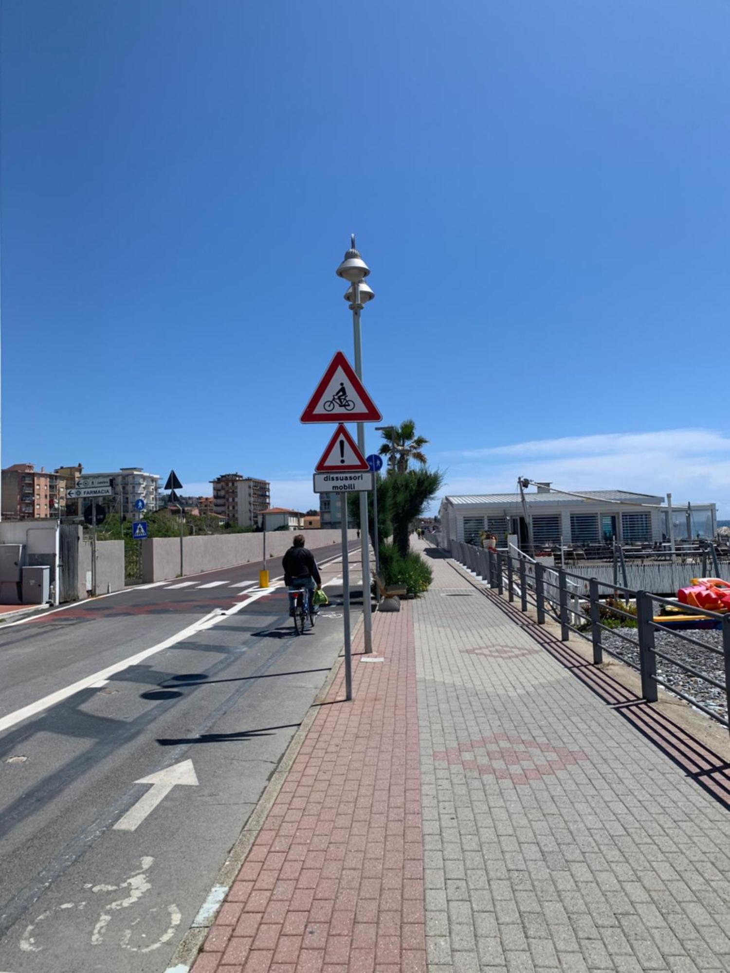 Casa Viola Vicino Al Mare By Smart-Home ヴァッレクロージア エクステリア 写真